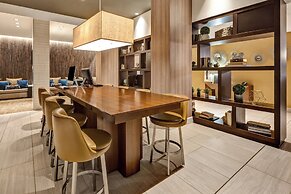 Crowne Plaza Dulles Airport by IHG