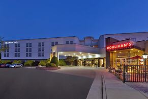 Crowne Plaza Dulles Airport by IHG