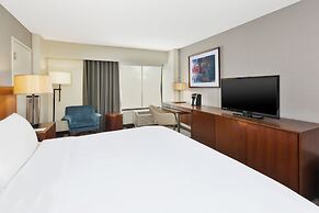 Crowne Plaza Dulles Airport by IHG