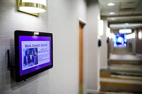 Crowne Plaza Dulles Airport by IHG