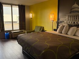 Super 8 by Wyndham Manassas