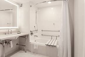 Sheraton Suites Market Center Dallas