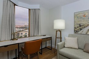 Sheraton Suites Market Center Dallas