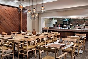 Sheraton Suites Market Center Dallas