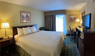 Days Inn & Suites by Wyndham Sutton Flatwoods