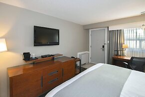 Clarion Pointe