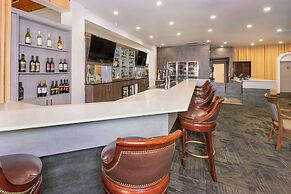 Clarion Pointe