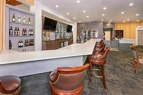 Clarion Pointe