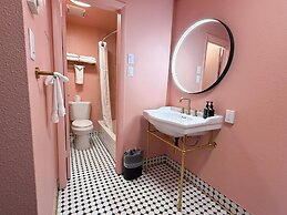 Best Western University Inn