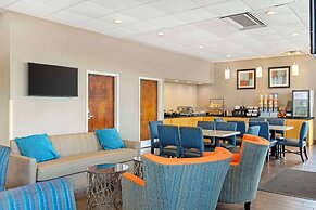 Best Western Hartford Hotel & Suites