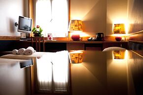 Hotel Diplomatic