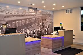 Richland Riverfront Hotel and Conference Center, Ascend Hotel Collecti