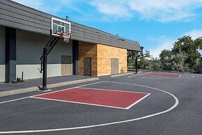 Richland Riverfront Hotel and Conference Center, Ascend Hotel Collecti