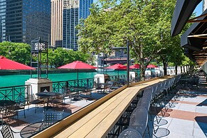 Sheraton Grand Chicago Riverwalk