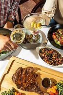 Sheraton Grand Chicago Riverwalk