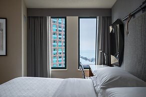 Sheraton Grand Chicago Riverwalk