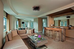 Sheraton Grand Chicago Riverwalk