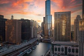 Sheraton Grand Chicago Riverwalk