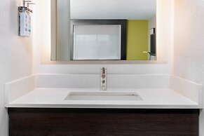 Holiday Inn Express Miami Airport Doral Area by IHG