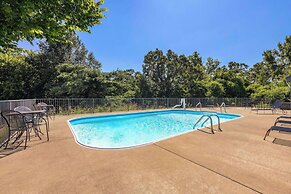 Baymont by Wyndham Branson Thousand Hills