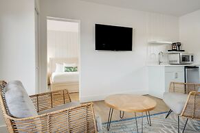 Hadley Resort and Marina