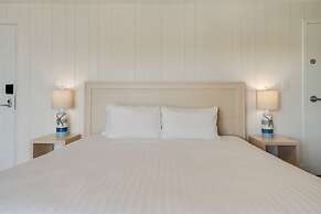 Hadley Resort and Marina