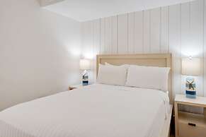 Hadley Resort and Marina