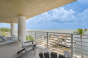 Hadley Resort and Marina