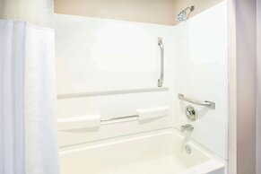 Baymont by Wyndham Plano