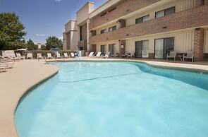 Clarion Pointe OKC Airport