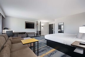 Clarion Pointe OKC Airport