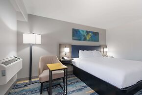 Clarion Pointe OKC Airport