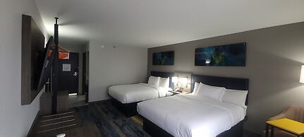 Clarion Pointe OKC Airport