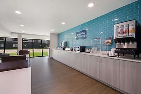 Clarion Pointe OKC Airport