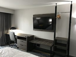 Clarion Pointe OKC Airport