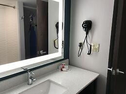 Clarion Pointe OKC Airport