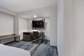 Clarion Pointe OKC Airport