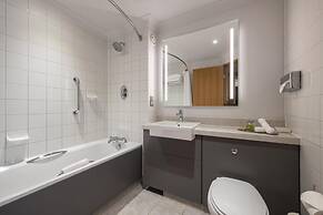 DoubleTree by Hilton Swindon