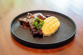 Radisson Hotel Brunei Darussalam