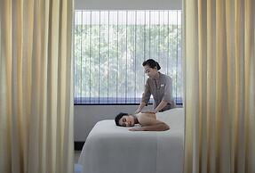 Radisson Hotel Brunei Darussalam