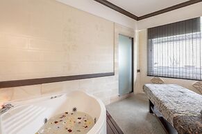 Radisson Hotel Brunei Darussalam