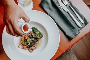 Radisson Hotel Brunei Darussalam