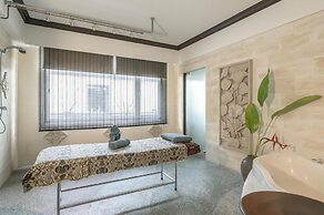 Radisson Hotel Brunei Darussalam