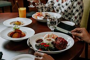 Radisson Hotel Brunei Darussalam