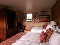 The Inn at Tomichi Village