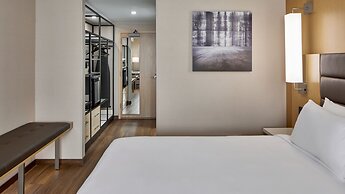 AC Hotel by Marriott Orlando Lake Buena Vista