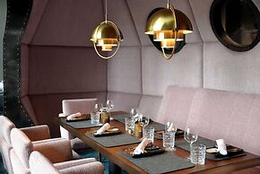 Radisson Blu Senator Hotel