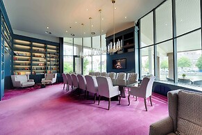 Radisson Blu Senator Hotel