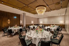 Radisson Blu Senator Hotel