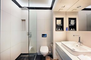 Radisson Blu Senator Hotel